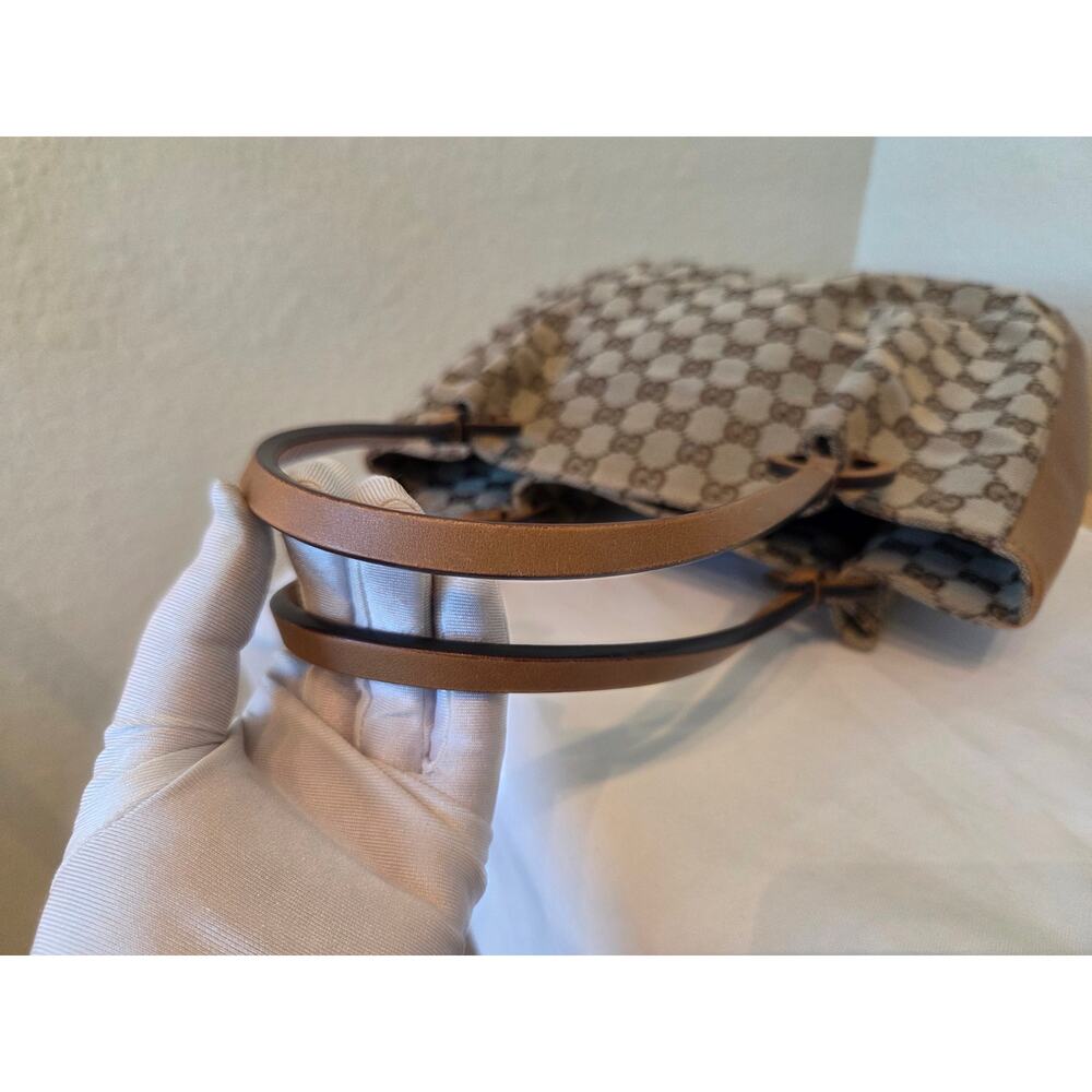 Gucci GG Canvas Supreme Tote Bag w/ Pouch Beige Brown Leather Shoulder - Picture 14 of 15